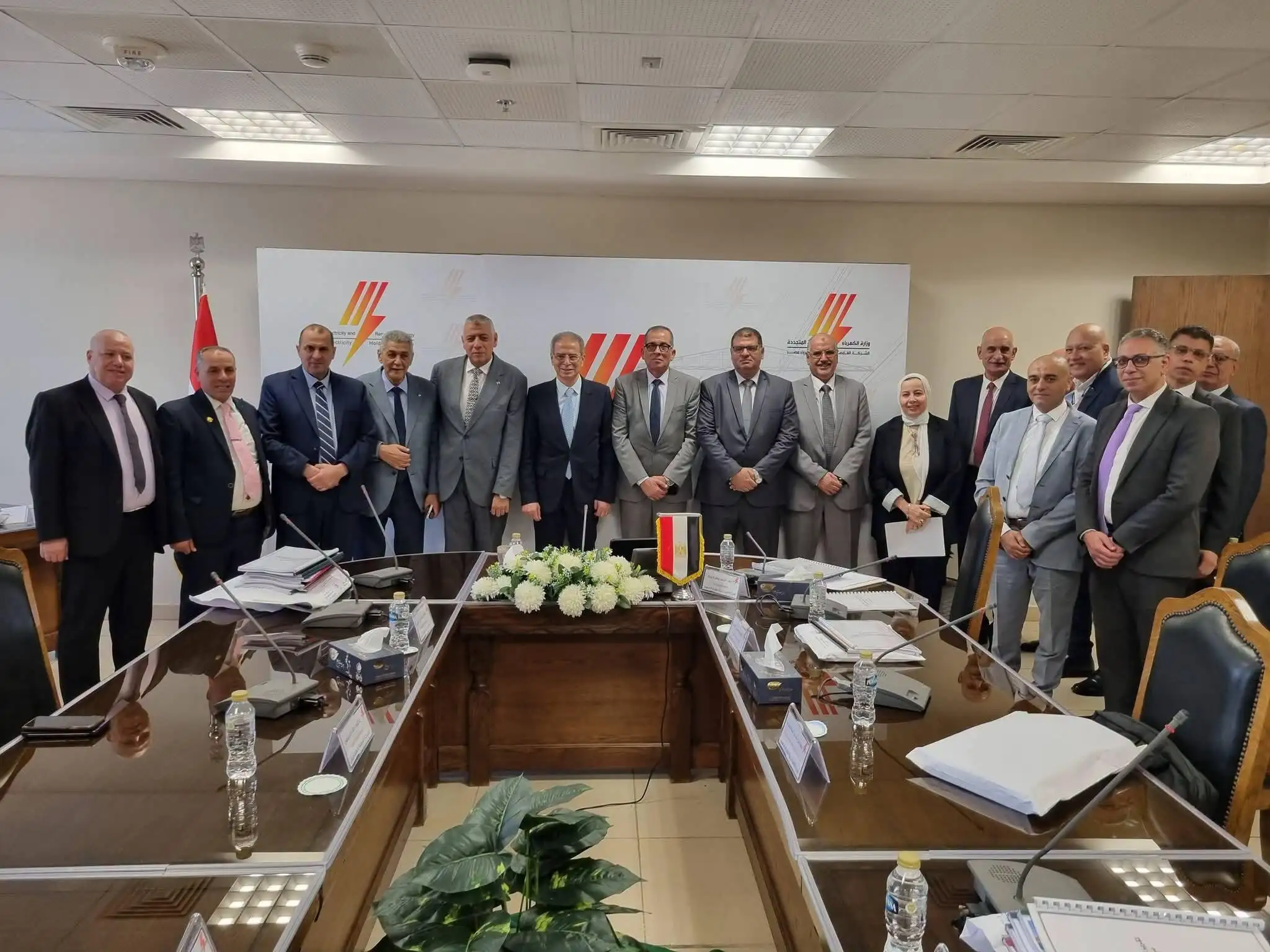 ''الإسكندرية للكهرباء'' تعتمد موازنة طموحة بـ 1.256 مليار جنيه.. واستثمارات ضخمة لمواكبة التنمية والقضاء على الفقد