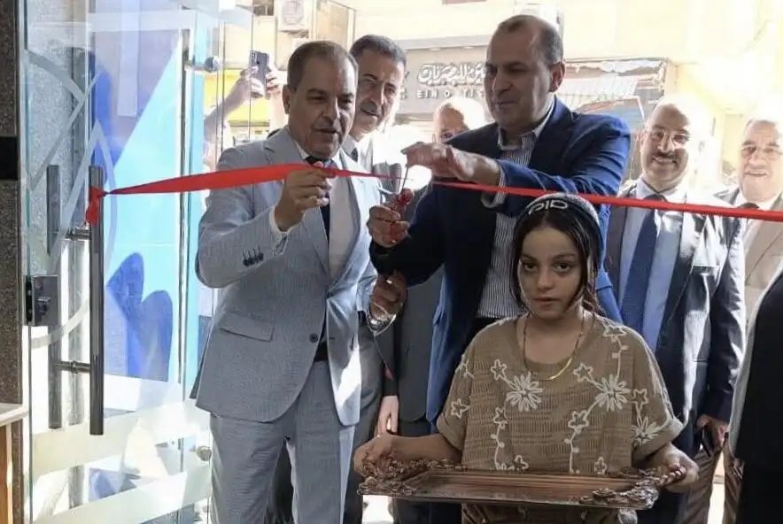 ''الدستاوي'' و ''شمعة