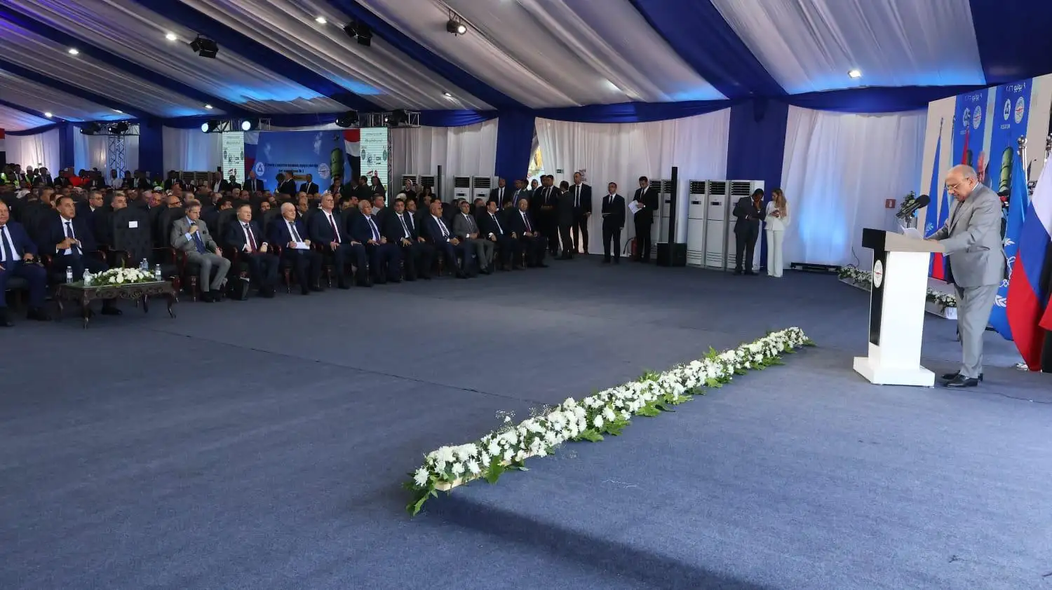 خلال فعاليات تركيب وعاء ضغط المفاعل للوحدة النووية الثانية بموقع المحطة النووية بالضبعة ...''وزير الكهرباء'' : خطوة استراتيجية جديدة في مسار المشروع النووي .. و''الضبعة'' أحد أهم الركائز لدعم استقرار الشبكة القومية للكهرباء