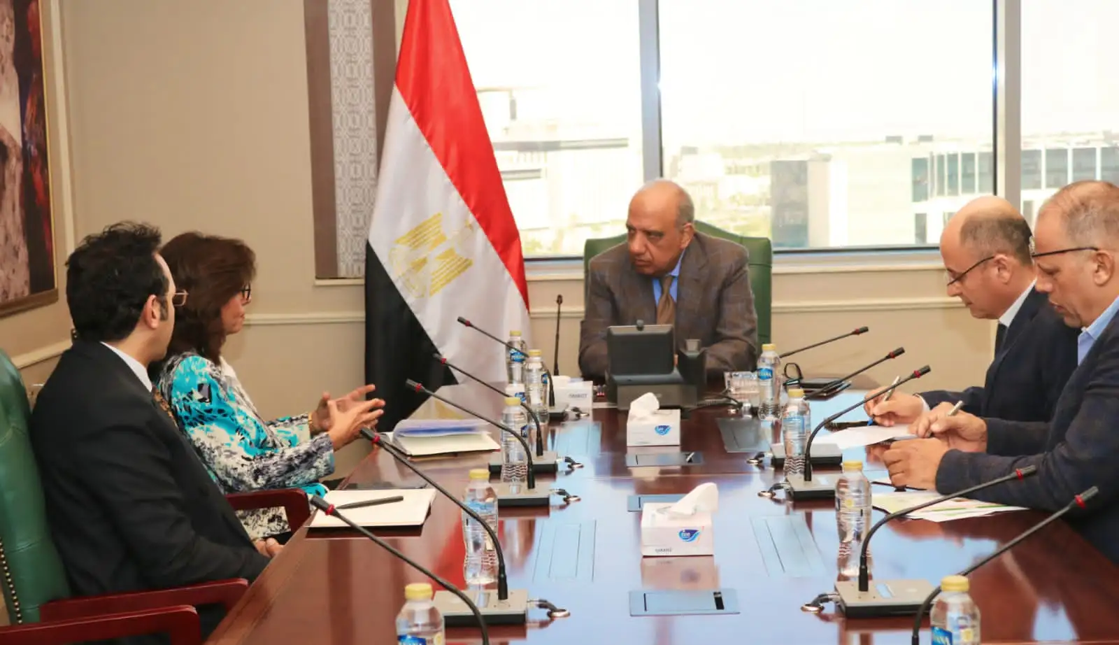 ''وزير الكهرباء'' يبحث مع ''رئيس الأكاديمية الوطنية للتدريب'' التنسيق والعمل المشترك في مجالات التدريب، وإعادة التأهيل، وتنمية المهارات