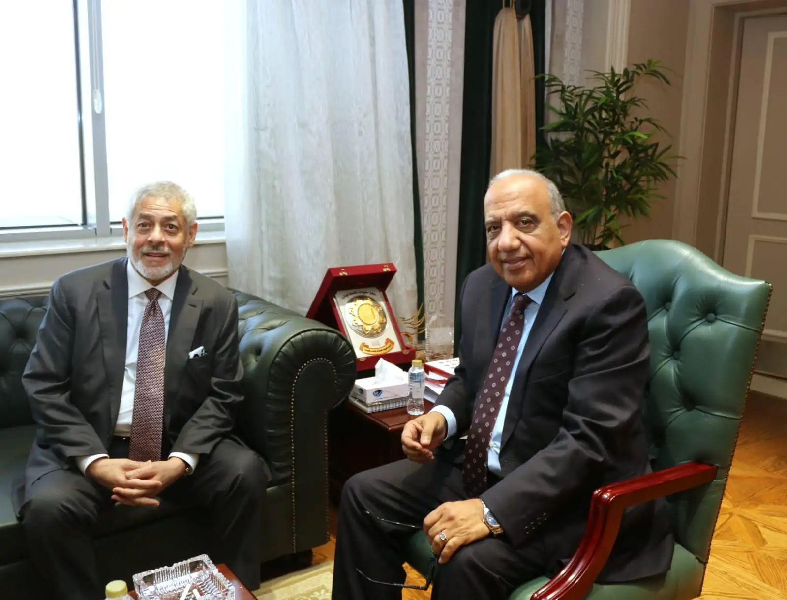 ''وزير الكهرباء'' يبحث مع شركة ''AMEA POWER'' الإماراتية زيادة التعاون فى مجالات الطاقة المتجددة والتوسع فى محطات تخزين الطاقة