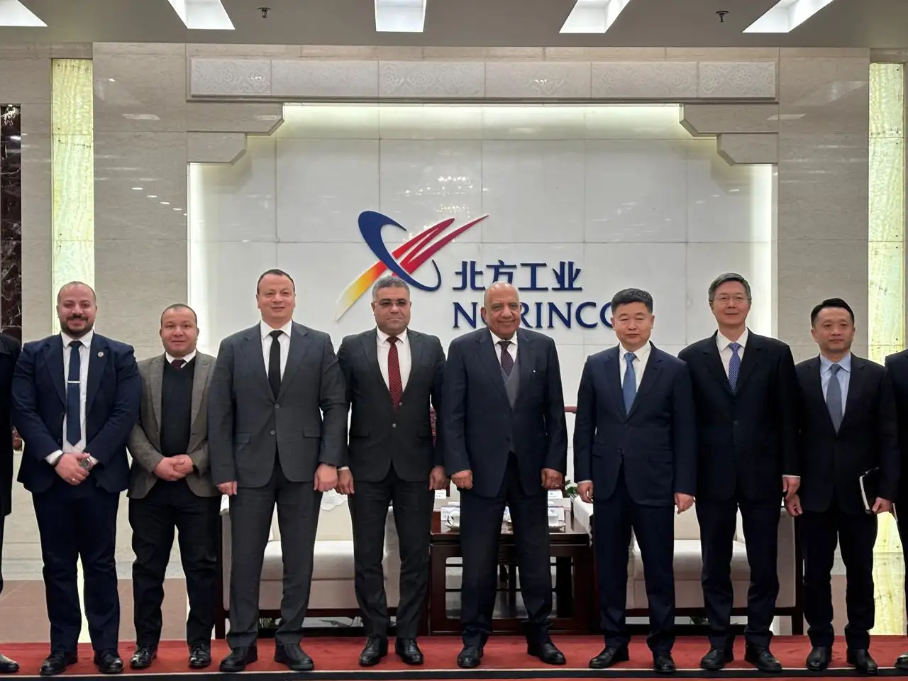 ''وزير الكهرباء'' يستهل زيارته إلى بكين بلقاء رئيس مجموعة نورينكو (NORINCO) لبحث أوجه التعاون المشترك في مجالات الاستكشاف والتعدين والتصنيع المرتبط بالمواد النووية