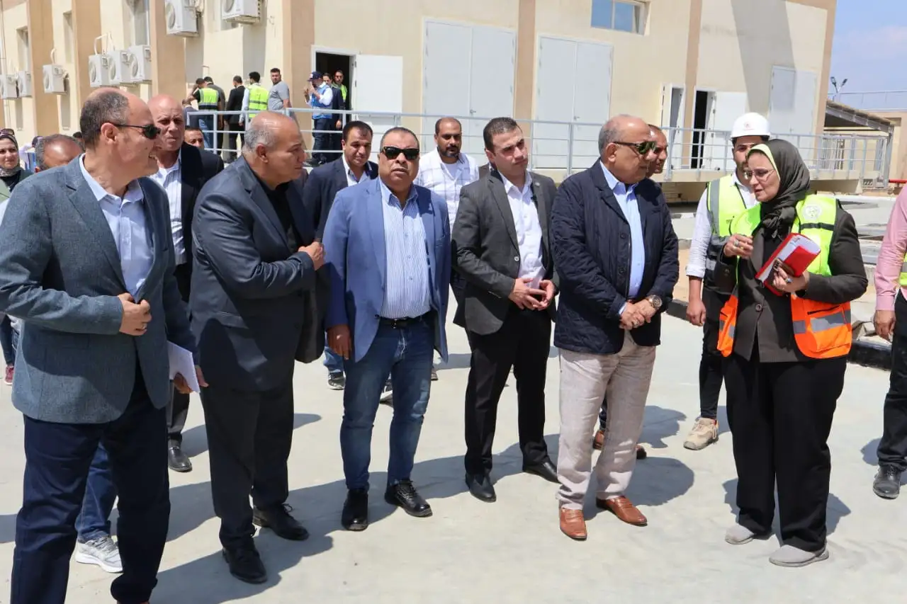 'وزير الكهرباء' يتفقد محطات محولات رشيد 5،6,2 كأحد مصادر توفير التغذية الكهربائية اللازمة لمشروعات التنمية الزراعية بالدلتا الجديدة