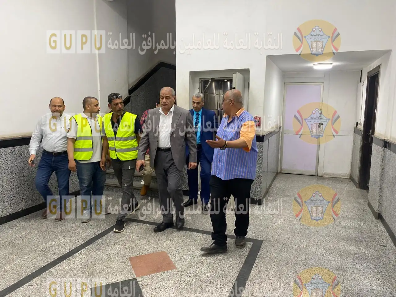 في أولى جولاته الميدانية 'البيلي' يقوم بزيارة مفاجئة لشبكات و ايرادات الحلمية و المطرية لمتابعة سير العمل 