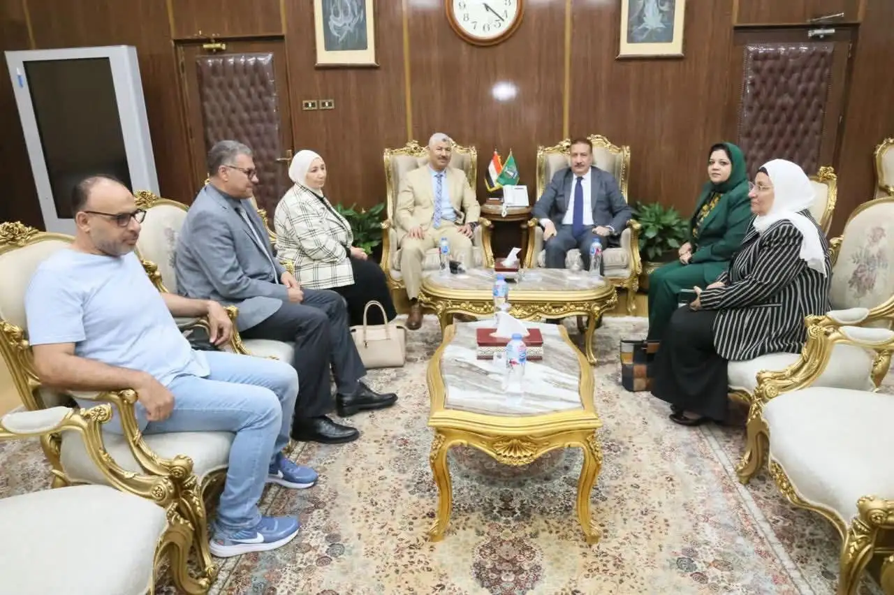 'محافظ المنوفية' و 'رئيس كهرباء جنوب الدلتا' يبحثان عدداً من الموضوعات المشتركة والمشروعات الجاري تنفيذها 