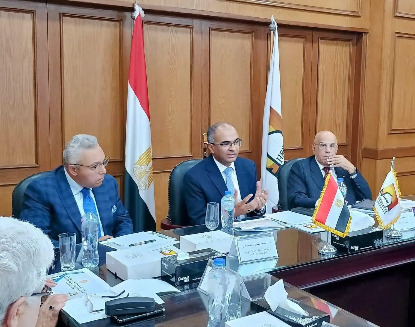 'نائب وزير الإسكان' يعقد اجتماعًا موسعًا مع اللجنة التنسيقية العليا لتحديث منظومة 'أكواد مياه الشرب والصرف الصحي'